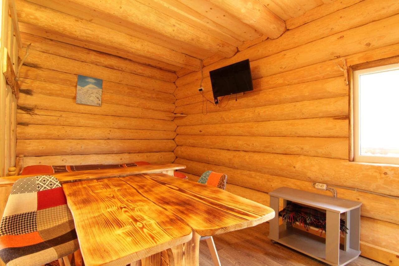 Bungalow In Mauntains With Chan Near The Forest Slavske Exterior photo